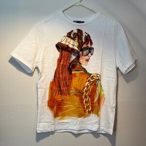Stylish Graphic Tee with Scarf Design